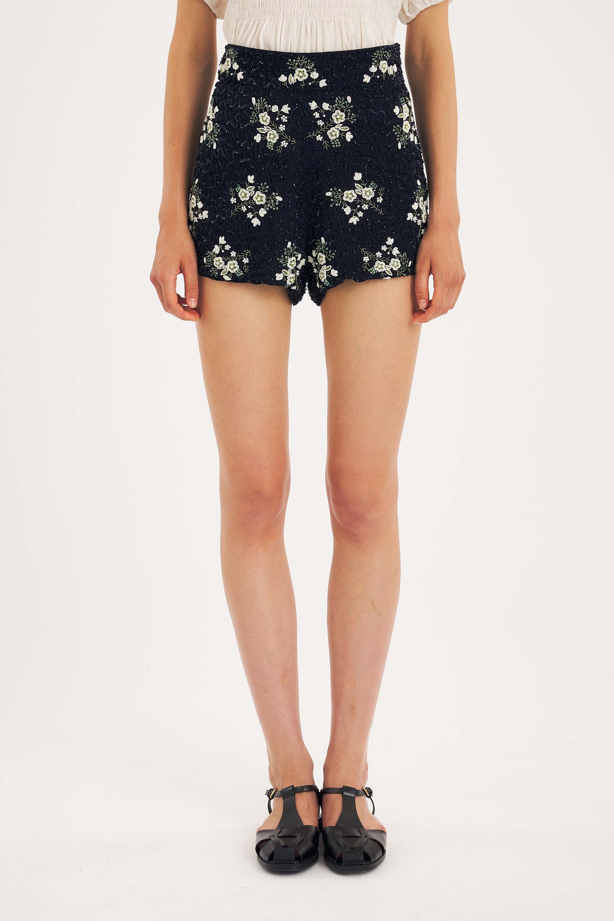 Short Bibi
